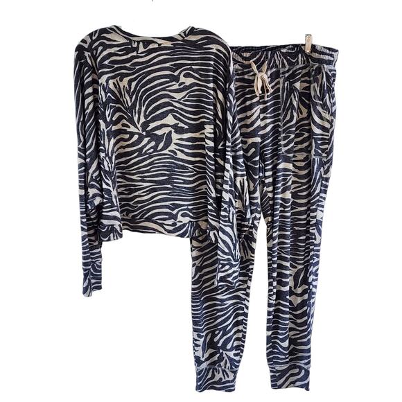 Express Zebra Print Lounge Set Top & Joggers | Cozy Animal Print | L/XL - Picture 11 of 16